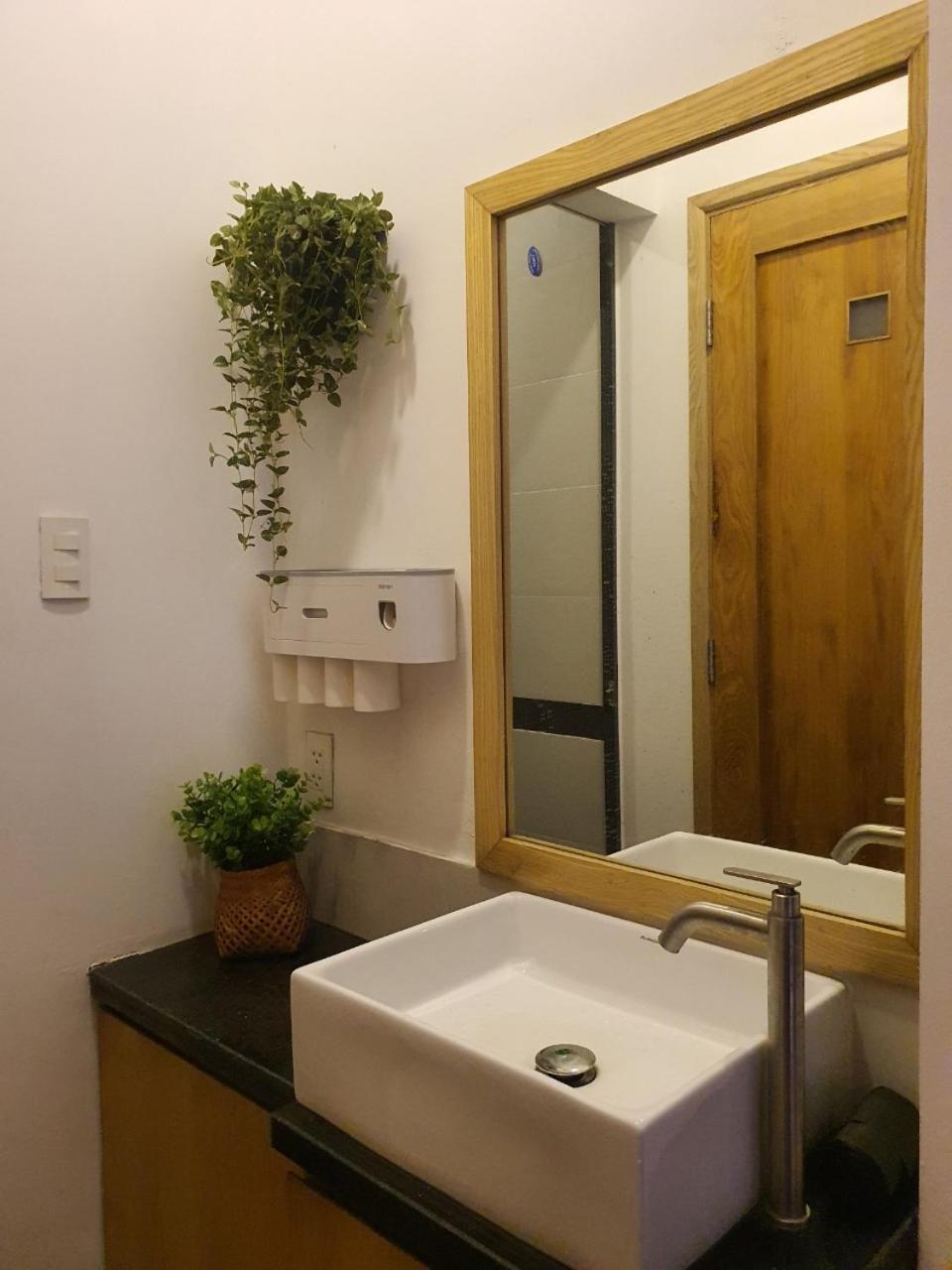 Zvillage Ncc - Modern Townhouse In District 1 Хошимин Екстериор снимка